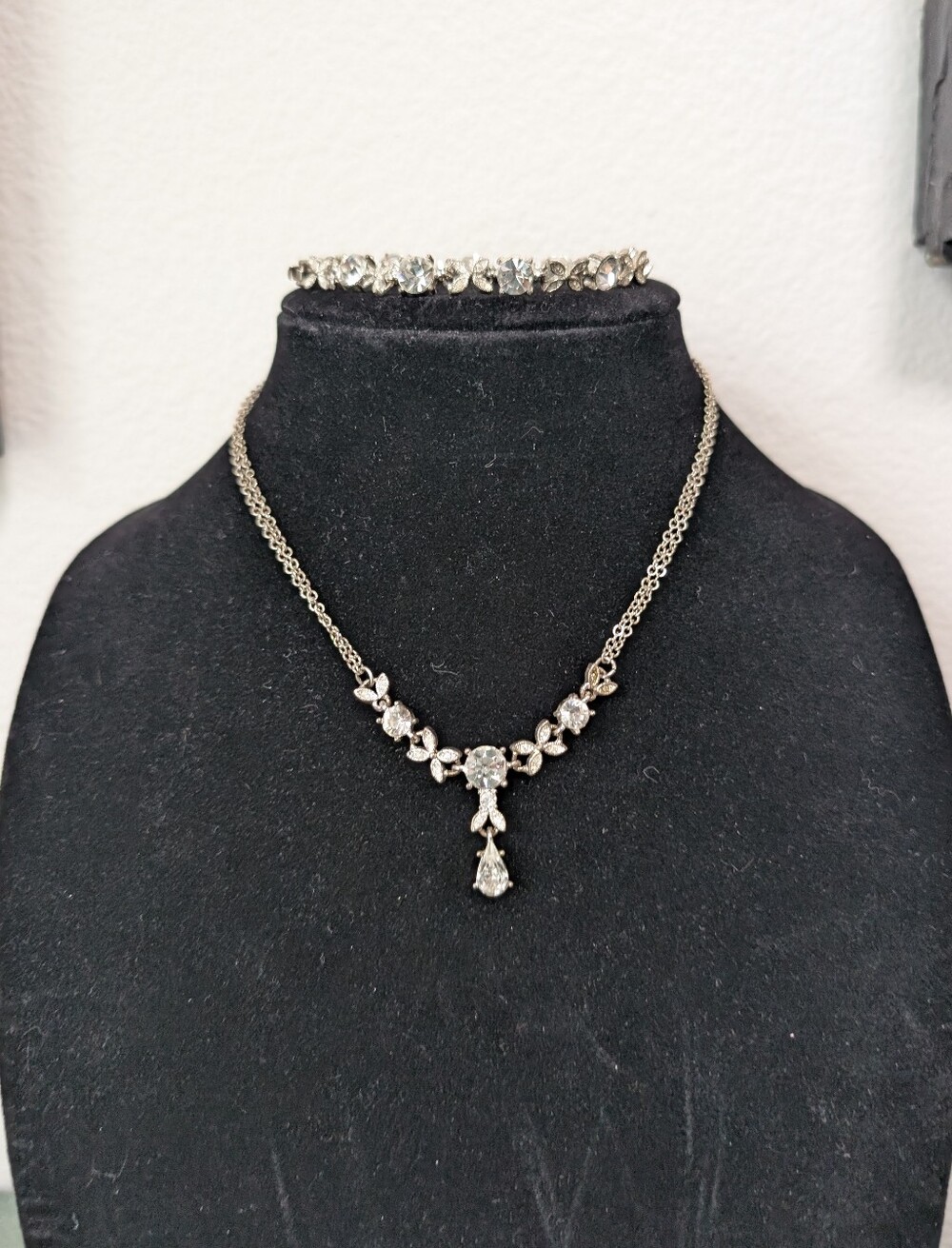 Napier Beautiful Silvertone Double  Chain Rhinestone  Drop Necklace and Bracelet